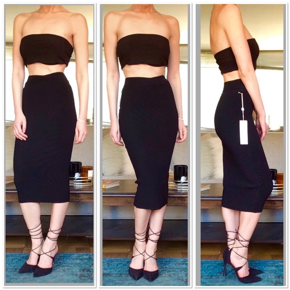 SOLD ON AKZNYC - Picture 2 of 8